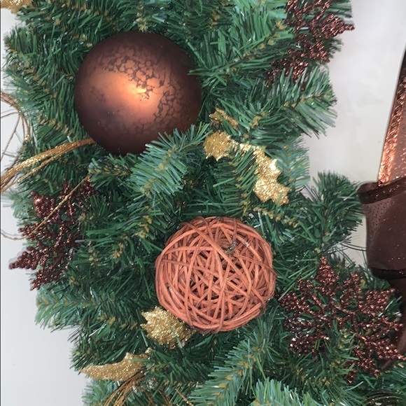 Hand made Christmas wreath - Picture 3 of 4